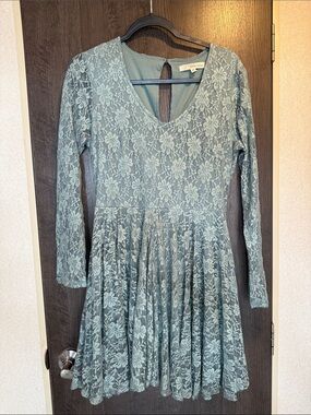 Rewind Juniors Dress M